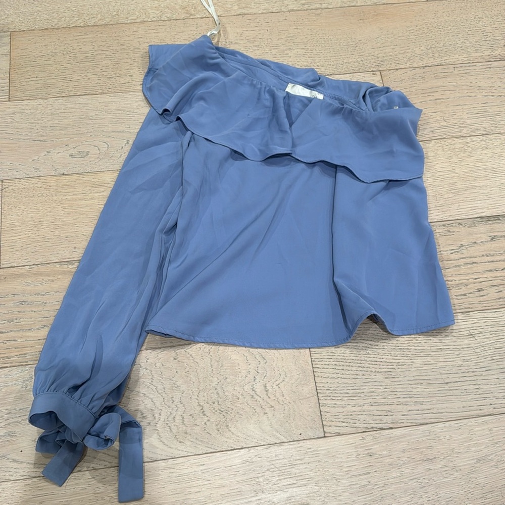 JOA light blue one shoulder sleeve blouse XS